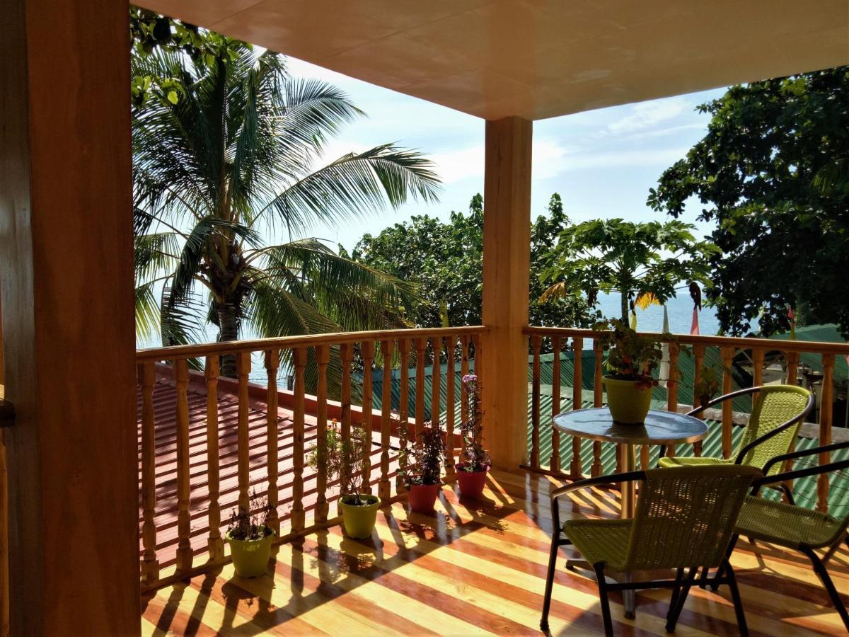 Smallfry'S Beach Resort Calatrava  Exteriér fotografie